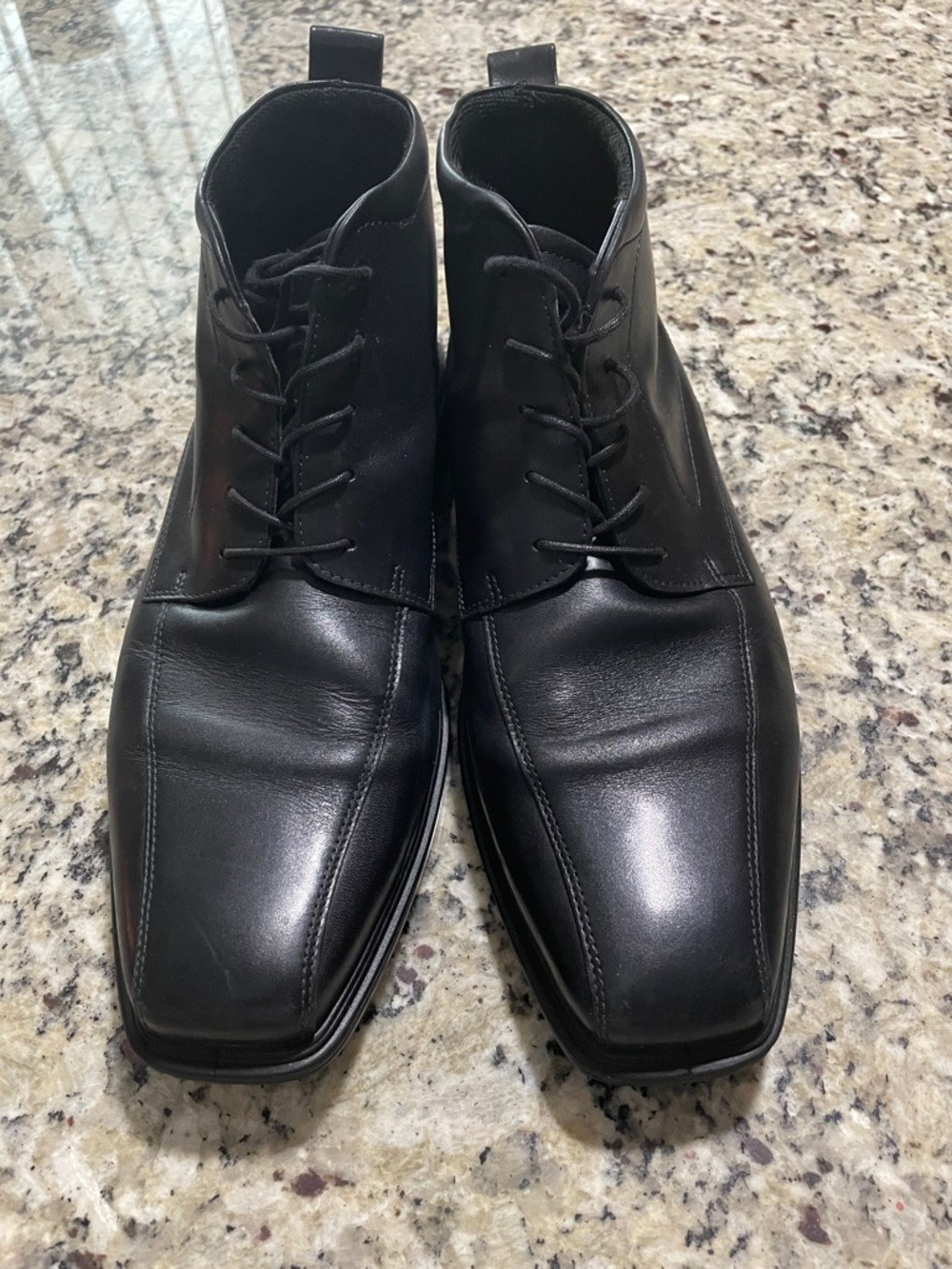 Ecco Black Leather Chukka Lace-Up Boots